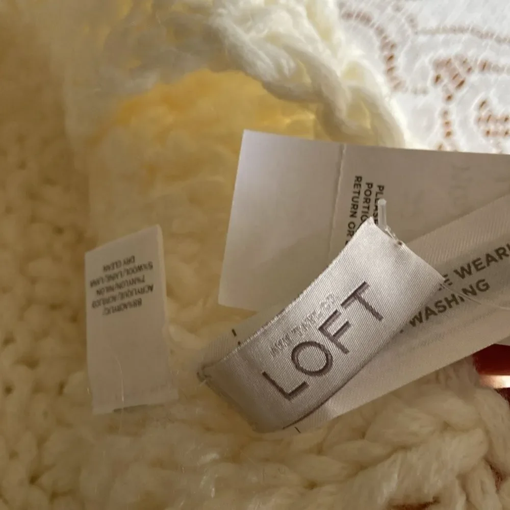 Loft Plush Cream Knit Infinity Wool Blend Scarf OS New